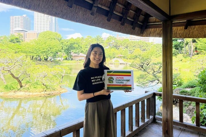 Hiroshima Highlights Custom Private Walking Tour with local guide — photo 11
