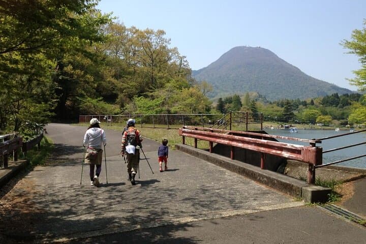 Lake Shidaka and Lake Kagurame Nordic Walking Tour — photo 8
