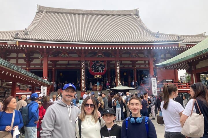 Tokyo: Private Asakusa Walking Tour with Sensoji Temple — photo 5