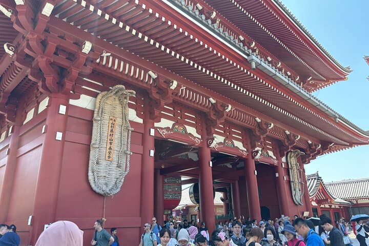 Tokyo: Private Asakusa Walking Tour with Sensoji Temple — photo 12