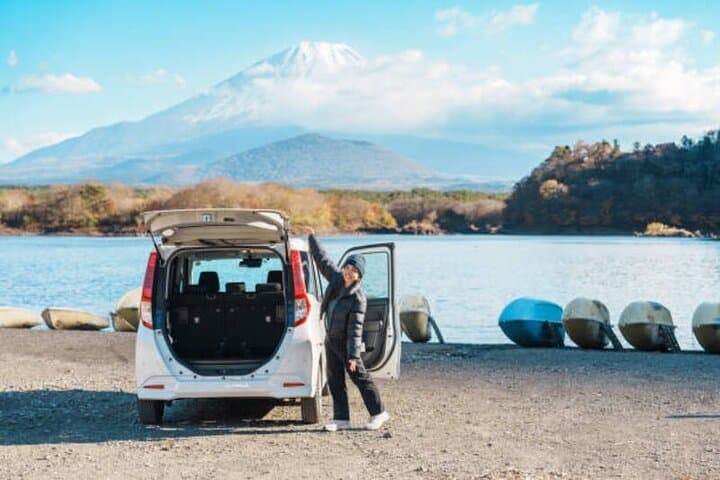 Mt. Fuji and Hakone Tour from Tokyo by Car with Local Guide