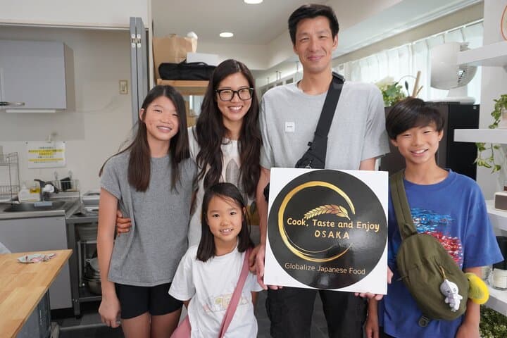 Discover Osaka Cuisine through Cooking Class Experience — photo 17