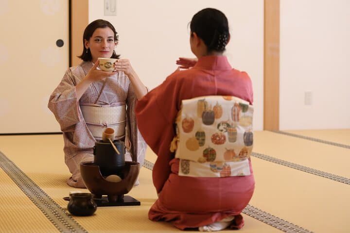 Kimono Dressing and Japanese Tea Private Activity — photo 1