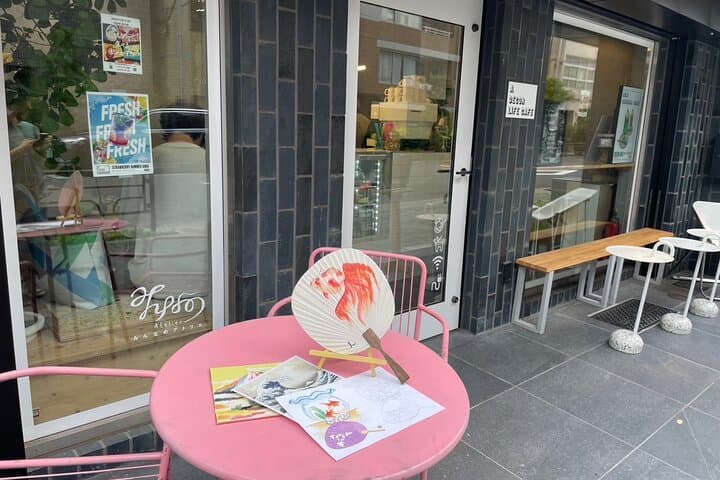 Experience Traditional Japanese Art at a Café for Art Lovers — photo 12