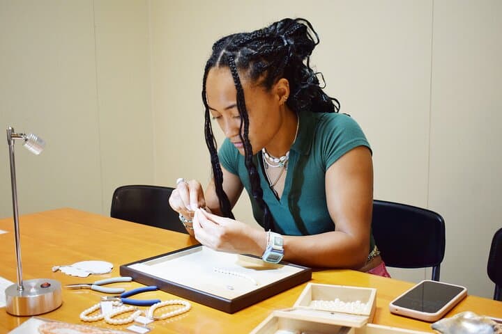 Create Your Own Akoya Pearl Bracelet in Kyoto — photo 9