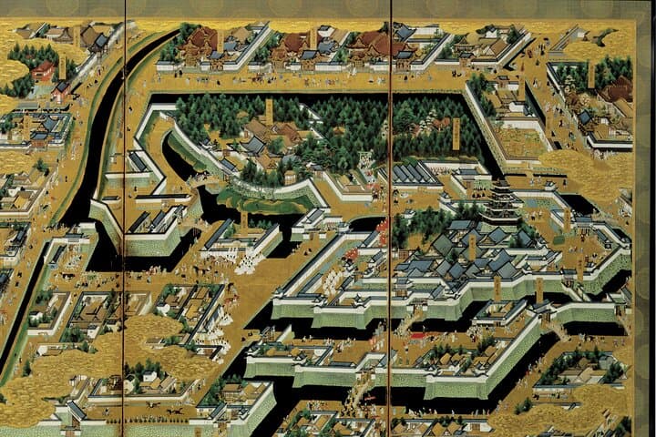 Imperial Palace or Edo Castle Time Trip Learning Walking Tour — photo 2