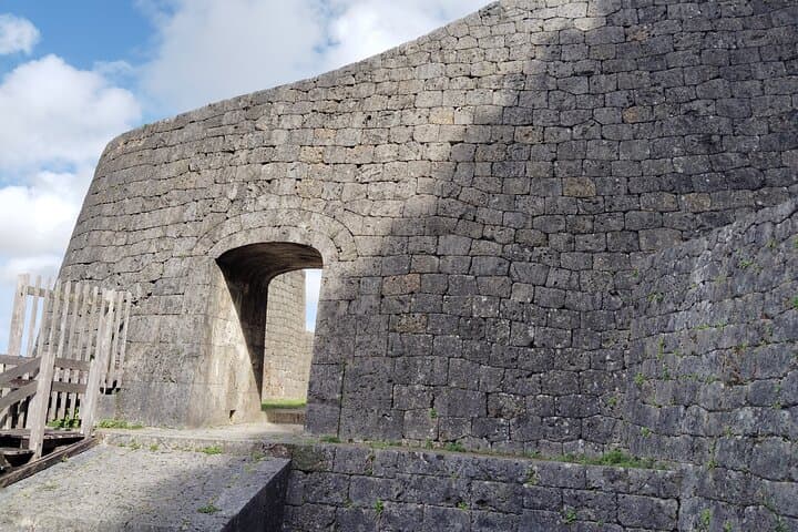 Okinawa: Urasoe Castle, Royal Tomb & War History Walk — photo 3