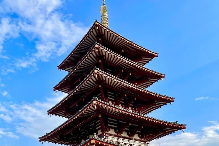 Tour EN Osaka: Castle, Tsuruhashi and Tennoji (Guide EN Spanish) — photo 2