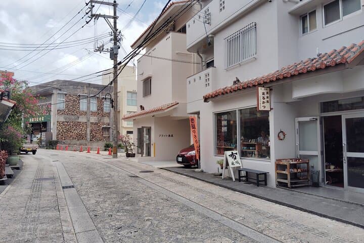 Naha: Discover Yachimun Pottery and Local Crafts in Tsuboya — photo 9