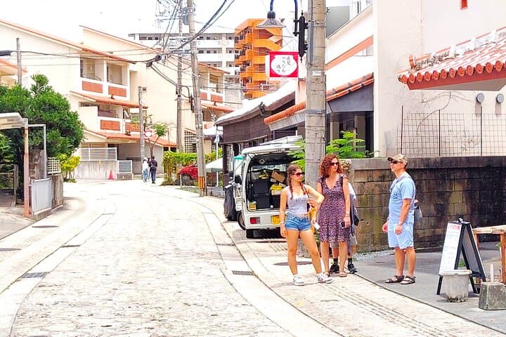 Naha: Discover Yachimun Pottery and Local Crafts in Tsuboya — photo 3