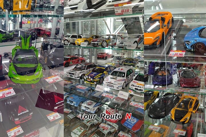 Anime Shopping Tour in Osaka, Den Den Town: Figures, Manga, Knife — photo 7