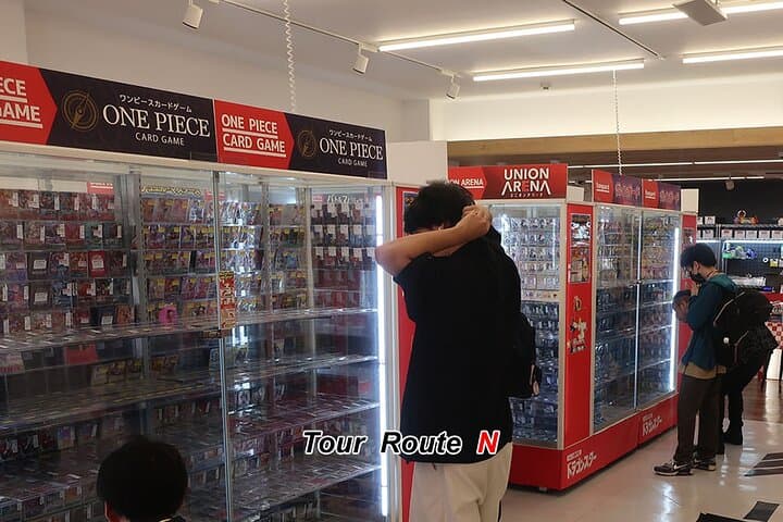 Anime Shopping Tour in Osaka, Den Den Town: Figures, Manga, Knife — photo 10
