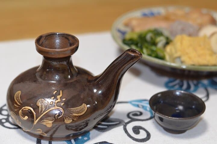 Naha: Explore Okinawa’s Awamori Traditions with Tasting — photo 9