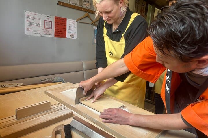 Popular in SapporoExperience authentic hand-made soba at a real soba shop! — photo 2