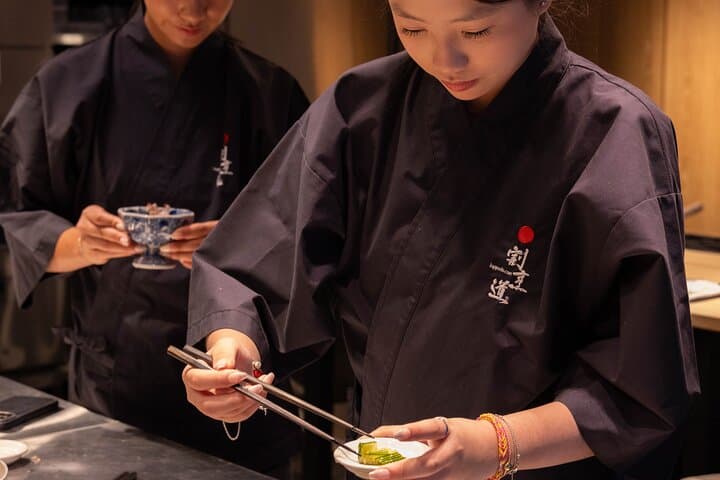 Discover Japanese Umami: Onigiri & Dashi Masterclass in Tokyo — photo 16