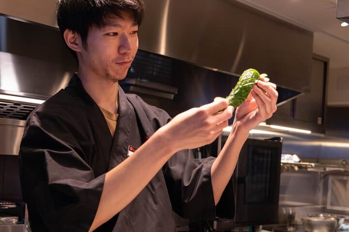 Discover Japanese Umami: Onigiri & Dashi Masterclass in Tokyo — photo 17
