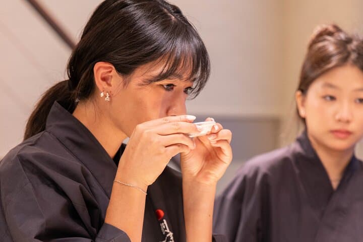 Discover Japanese Umami: Onigiri & Dashi Masterclass in Tokyo — photo 8