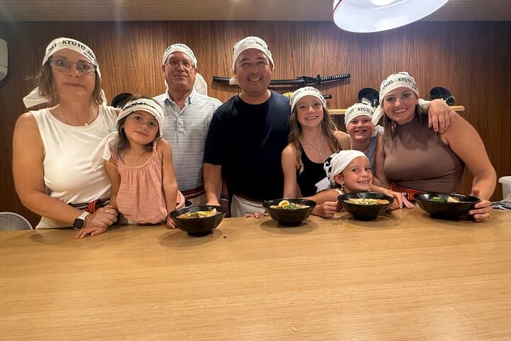 Kyoto: Paint Your Own Ramen Apron & Michelin Ramen Class — photo 13