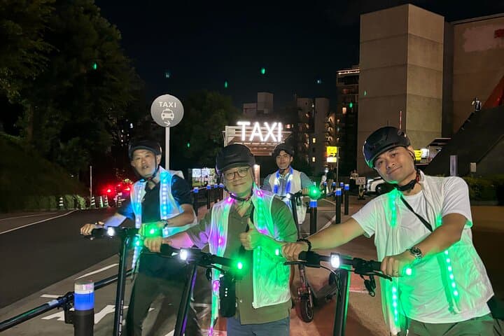 Tokyo: Tokyo Tower E-scooter Tour -Tower Ticket Included- — photo 15