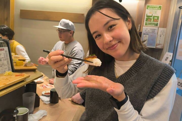 Shibuya Fish Flavor Tour 3 Hours of Sushi & Seafood With Guide — photo 5
