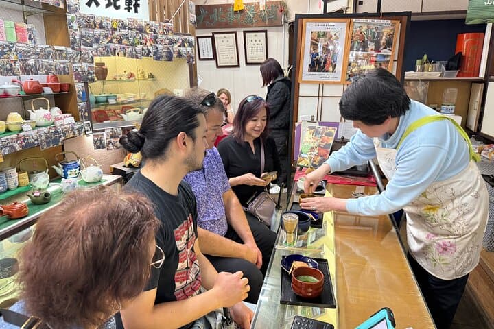 Walk Osaka in 4 Hours: Castle, Dotonbori, Highlights – Top Spots — photo 15