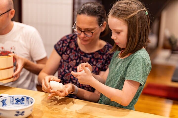 Takayama Rice Ball and Miso Soup Making at a buddhist temple — photo 11