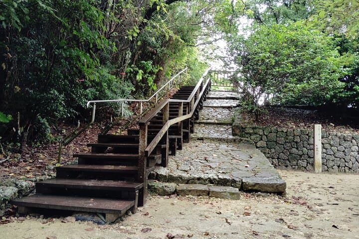 Okinawa: Sacred Sefa Utaki Walk into Ryukyu’s Spiritual — photo 5
