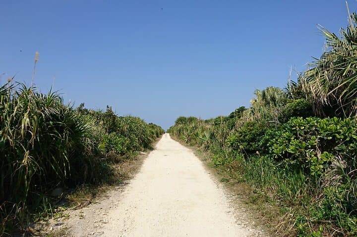 Okinawa: Sacred Island Tour to Kudaka’s Ryukyuan Holy Sites — photo 5