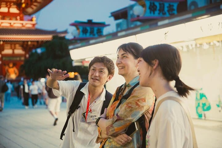 Tokyo: Asakusa Photogenic Night Walk with 1 drink — photo 11