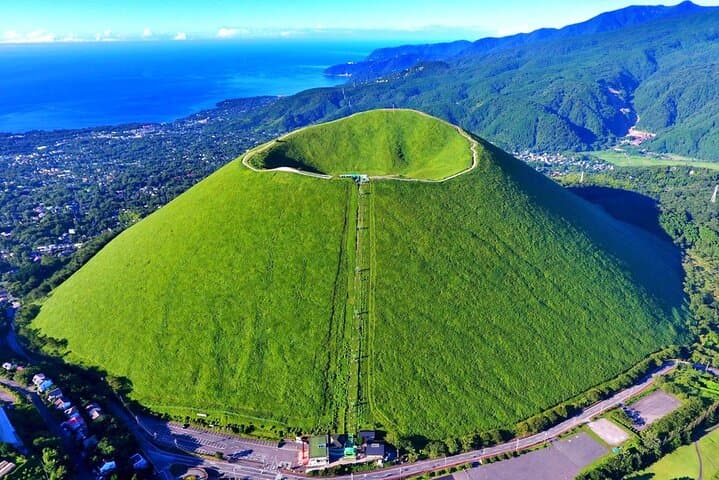 FromTokyo: Izu Scenic Oceanview Train, Volcano, Coast Day Trip — photo 5