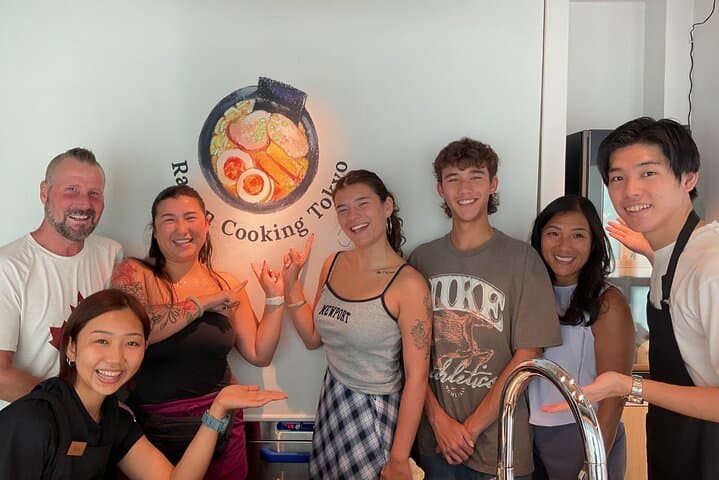 Cozy Tokyo Class: Ramen, Sushi, Sake Pairing & Cultural Exchange — photo 11