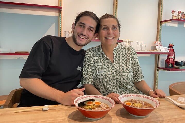 Cozy Tokyo Class: Ramen, Sushi, Sake Pairing & Cultural Exchange — photo 15