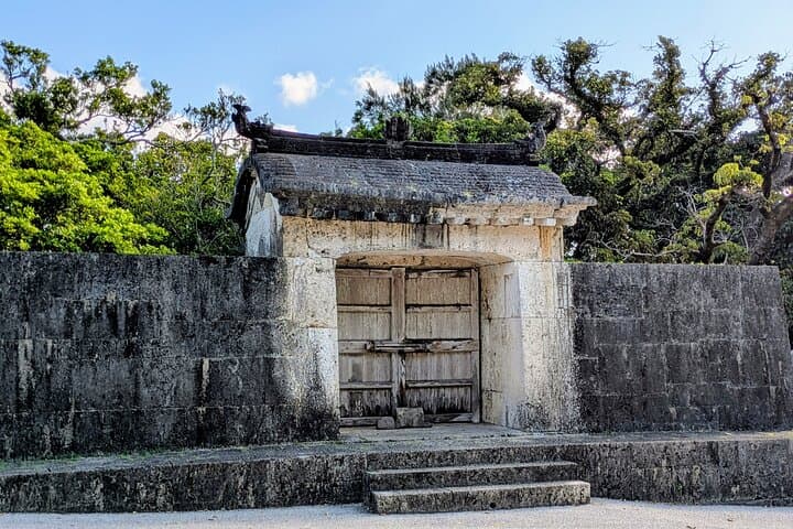 Naha and South Okinawa Private ７ Hour Tour with Local Guide — photo 5
