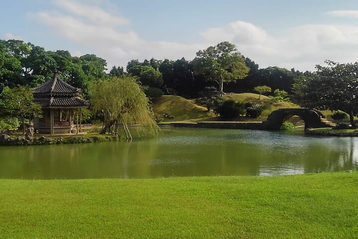 Naha and South Okinawa Private ７ Hour Tour with Local Guide — photo 7