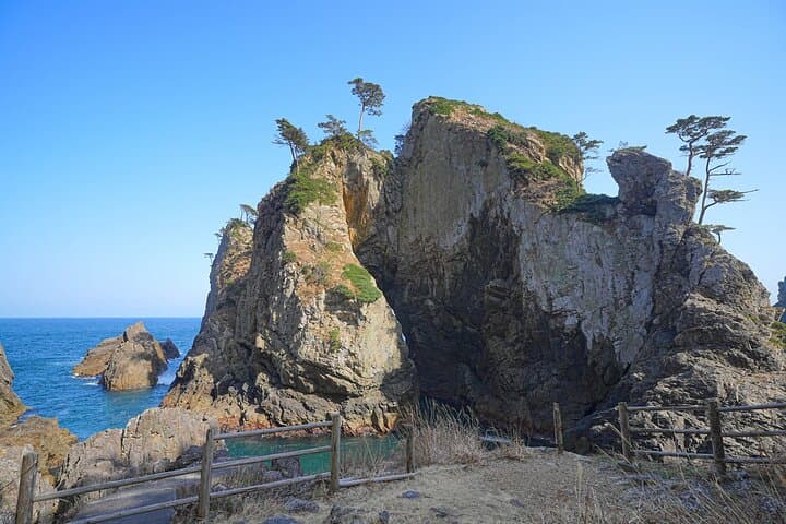 Ryusendo Cave and Kitayamazaki Cliffs Day Tour from Miyako Port — photo 2