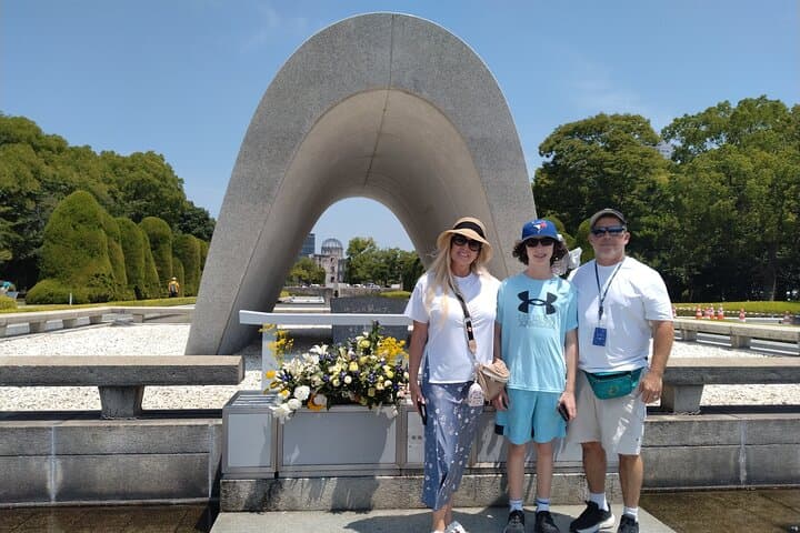 Hiroshima and Miyajima Full Day Private Tour — photo 3