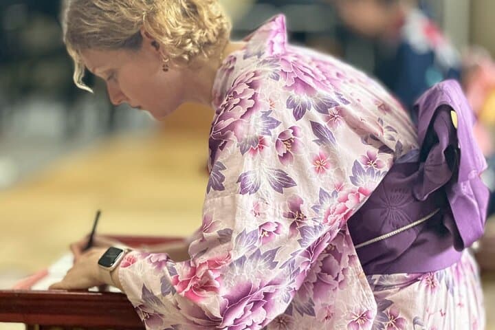 Buddhist Experience at a Historic Temple in Authentic Kimono — photo 2