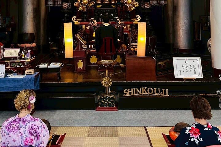 Buddhist Experience at a Historic Temple in Authentic Kimono — photo 7