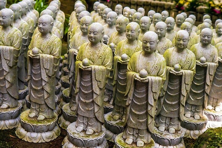 Beyond Tokyo Chaos Discover Kamakura Peaceful Temples Shrines — photo 1