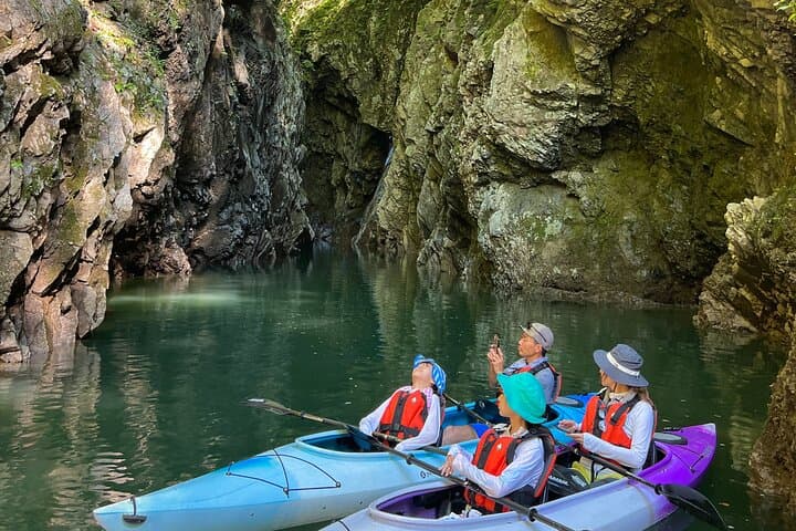 Private Mifuchi Gorge Canoe Tour — photo 9