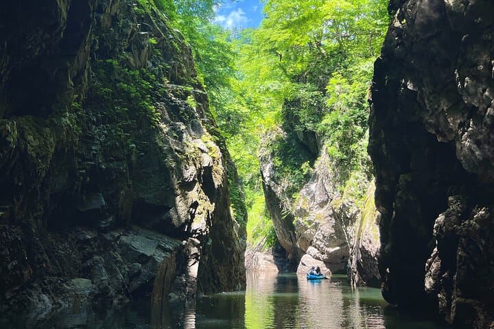 Private Mifuchi Gorge Canoe Tour — photo 6