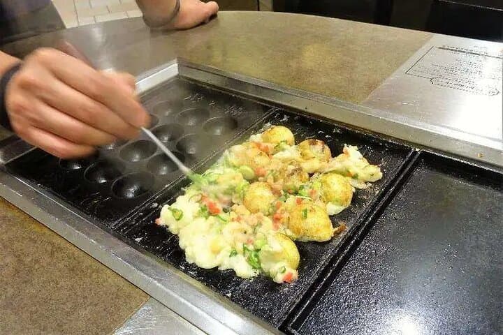 Osaka Street Food Tour: 17 Dishes at 4 Local Eateries — photo 20