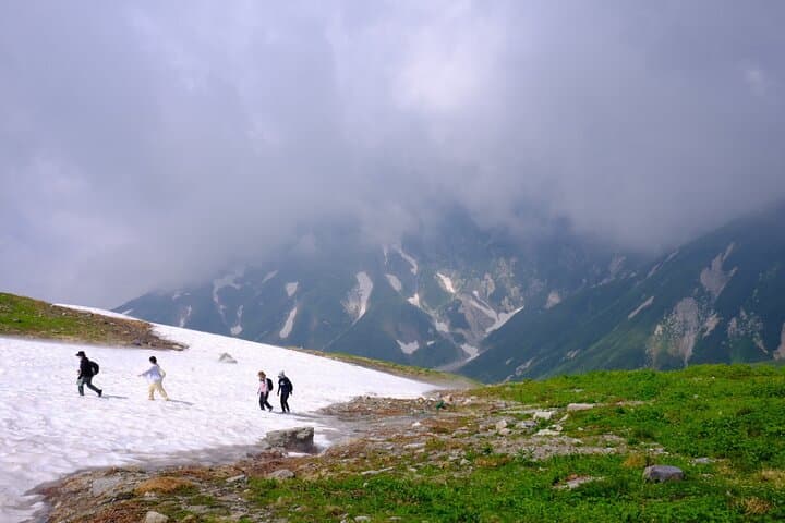 Tateyama Kurobe Alpine Route: Private Tour to World's Edge — photo 2
