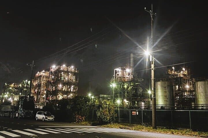 Kawasaki Night Factory Lights: Private Car Tour with Expert Guide — photo 5