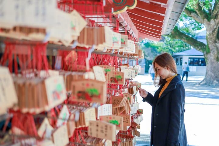 Fukuoka Seafood Market and Local Flavors Day Tour with Dazaifu — photo 4