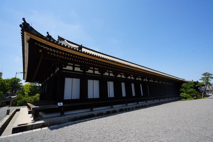 Kyoto Early Morning E Biking Tour Fushimi Inari Kiyomizu Temple — photo 3