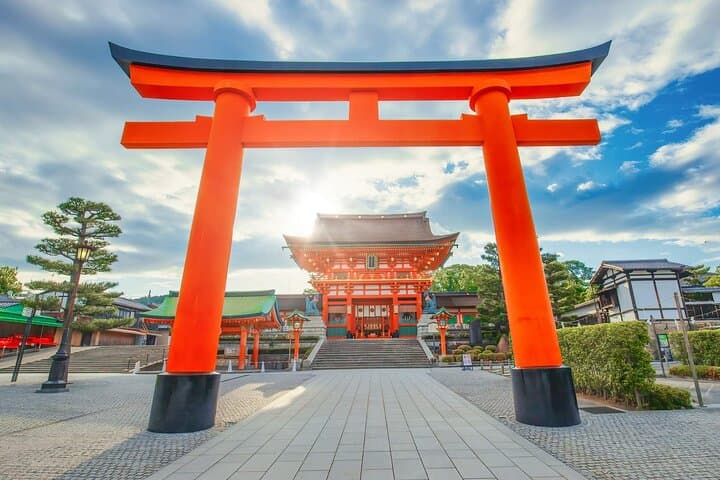 Kyoto Arashiyama, Nara Park, and Fushimi Shrine Tour — photo 10