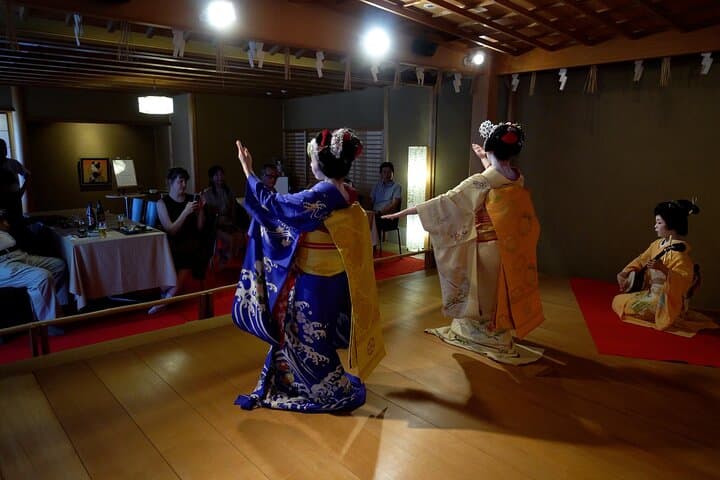 KYOTO：Authentic Maiko Show & Dinner with free-flowing drinks — photo 3