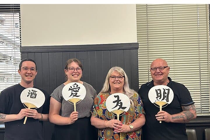 Japanese Calligraphy Class in Yokohama with Tea and Sweets — photo 6