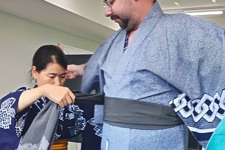 Tokyo Private Family Workshop: Make a Japanese Friend, Mom & Son — photo 15